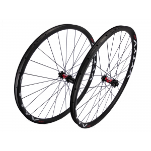 VYTYV XC 29 Carbon / DT Swiss 240s IS Straightpull wheelset approx. 1330g on the lightest spokes